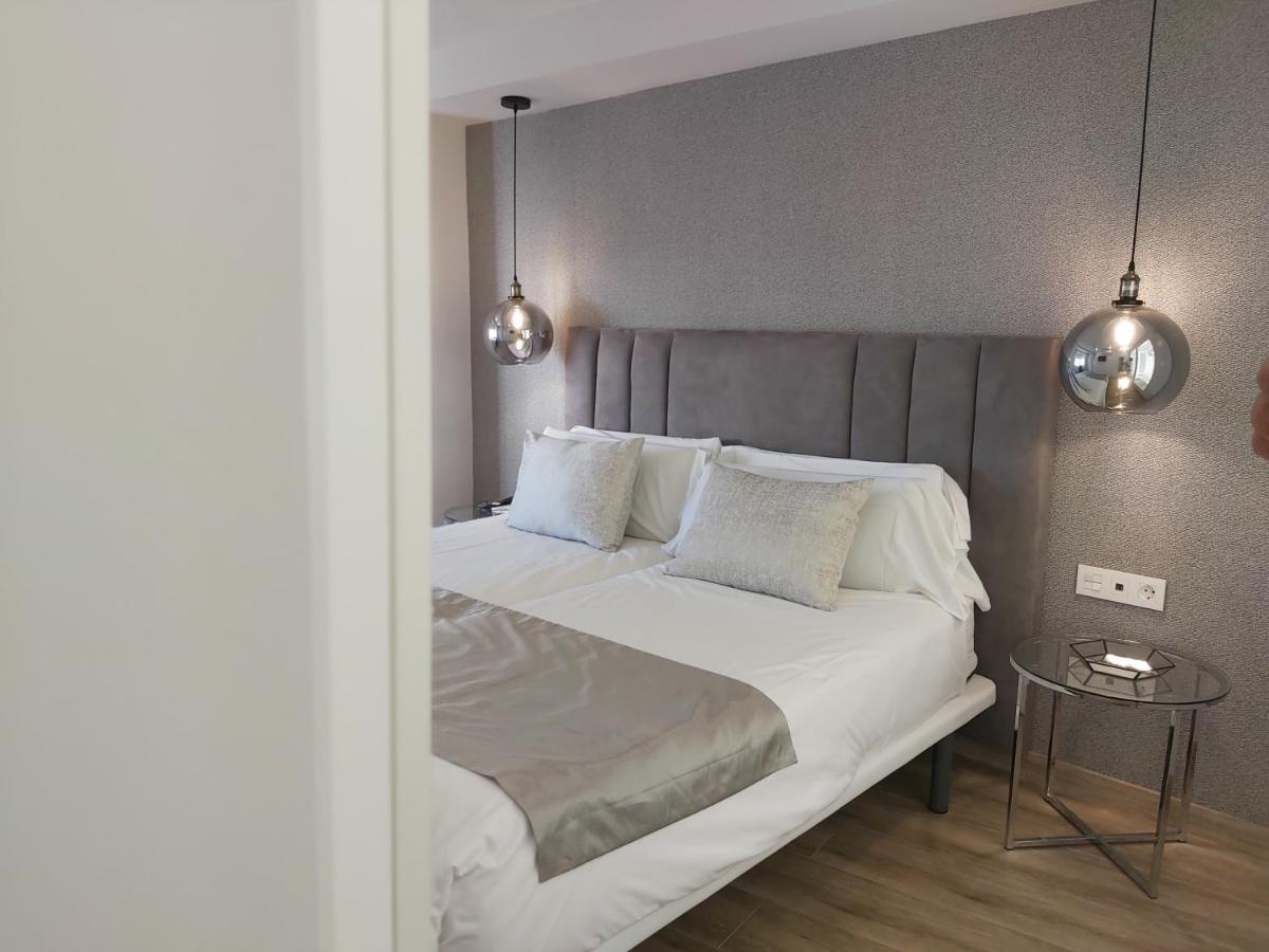 Del Parque Flats Flores Premium مالقة المظهر الخارجي الصورة